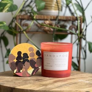 Sand + Fog Sun Blossom Candle with Black Women Lid